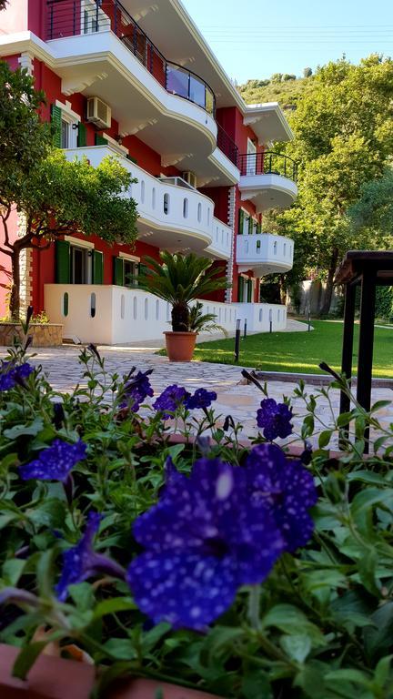 Oasis Exclusive Aparthotel Parga Exterior foto